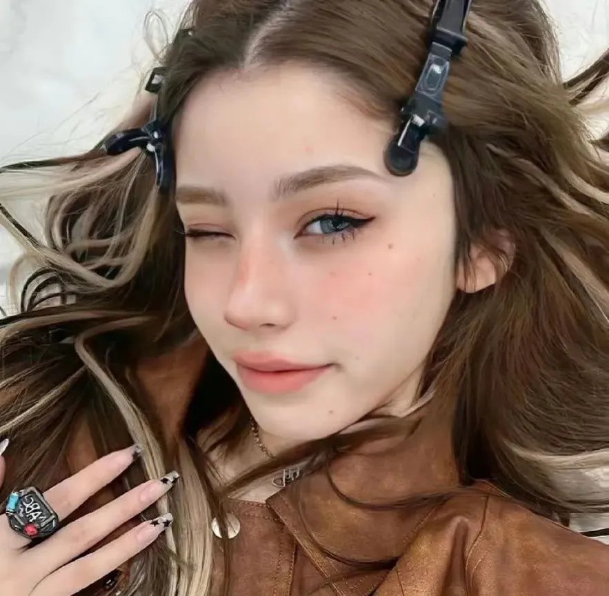 瓦舍之素舞遥